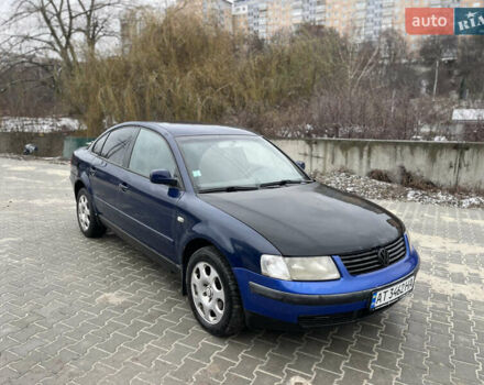 Синий Фольксваген Пассат, объемом двигателя 2.5 л и пробегом 330 тыс. км за 2750 $, фото 4 на Automoto.ua