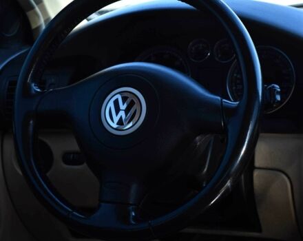 Синий Фольксваген Пассат, объемом двигателя 1.8 л и пробегом 292 тыс. км за 4950 $, фото 9 на Automoto.ua