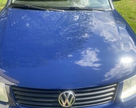 Синий Фольксваген Пассат, объемом двигателя 2 л и пробегом 210 тыс. км за 3800 $, фото 1 на Automoto.ua