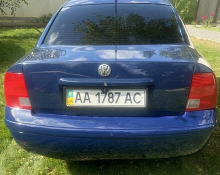 Синий Фольксваген Пассат, объемом двигателя 2 л и пробегом 210 тыс. км за 3800 $, фото 2 на Automoto.ua