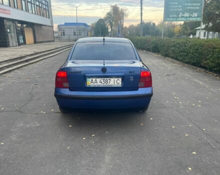 Синий Фольксваген Пассат, объемом двигателя 1.8 л и пробегом 340 тыс. км за 4500 $, фото 3 на Automoto.ua