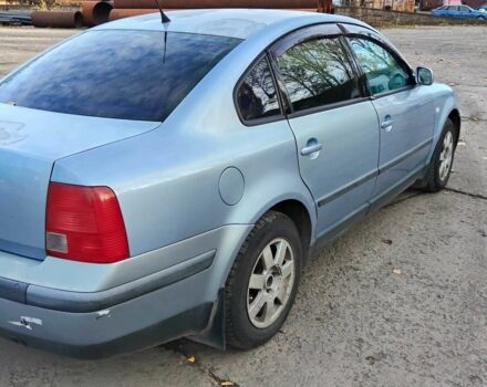 Синий Фольксваген Пассат, объемом двигателя 1.8 л и пробегом 231 тыс. км за 3100 $, фото 2 на Automoto.ua