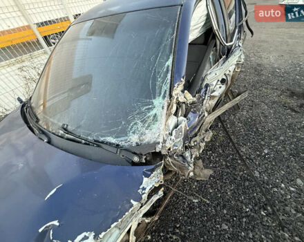 Синий Фольксваген Пассат, объемом двигателя 1.78 л и пробегом 236 тыс. км за 1250 $, фото 12 на Automoto.ua