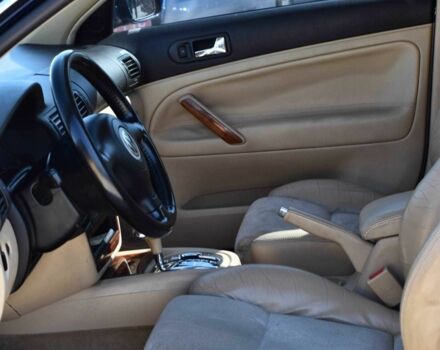 Синий Фольксваген Пассат, объемом двигателя 1.8 л и пробегом 292 тыс. км за 4950 $, фото 7 на Automoto.ua