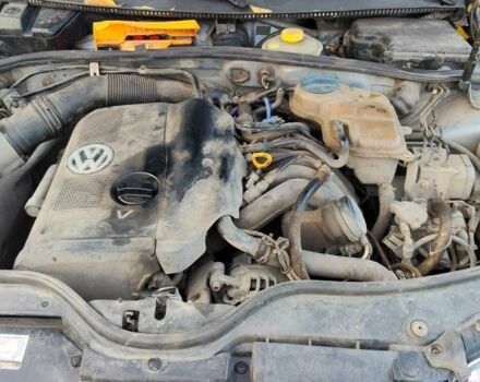 Синий Фольксваген Пассат, объемом двигателя 1.8 л и пробегом 231 тыс. км за 3100 $, фото 6 на Automoto.ua