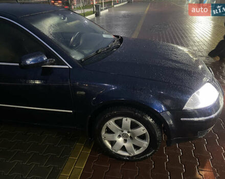 Синий Фольксваген Пассат, объемом двигателя 1.8 л и пробегом 386 тыс. км за 4750 $, фото 14 на Automoto.ua