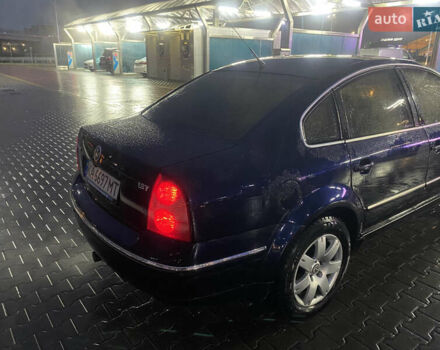 Синий Фольксваген Пассат, объемом двигателя 1.8 л и пробегом 386 тыс. км за 4750 $, фото 16 на Automoto.ua