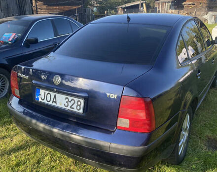 Синий Фольксваген Пассат, объемом двигателя 1.9 л и пробегом 350 тыс. км за 1900 $, фото 4 на Automoto.ua