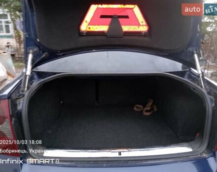 Синий Фольксваген Пассат, объемом двигателя 2.3 л и пробегом 308 тыс. км за 5000 $, фото 1 на Automoto.ua