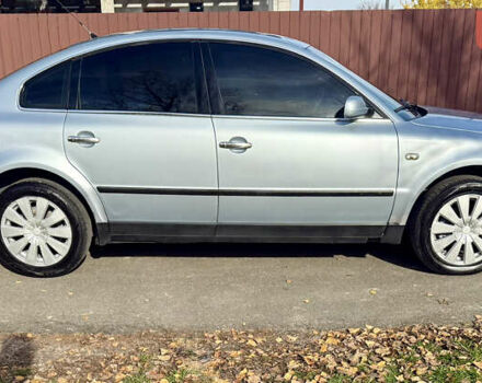 Синий Фольксваген Пассат, объемом двигателя 1.78 л и пробегом 243 тыс. км за 4200 $, фото 5 на Automoto.ua