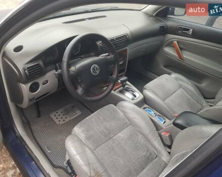 Синий Фольксваген Пассат, объемом двигателя 1.78 л и пробегом 309 тыс. км за 2950 $, фото 8 на Automoto.ua