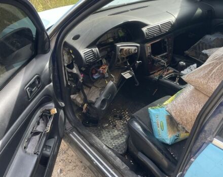 Синій Фольксваген Пассат, об'ємом двигуна 1.8 л та пробігом 100 тис. км за 1500 $, фото 4 на Automoto.ua