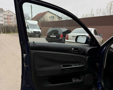 Синий Фольксваген Пассат, объемом двигателя 1.6 л и пробегом 309 тыс. км за 3850 $, фото 26 на Automoto.ua