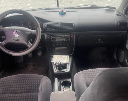 Синий Фольксваген Пассат, объемом двигателя 1.9 л и пробегом 500 тыс. км за 4100 $, фото 3 на Automoto.ua