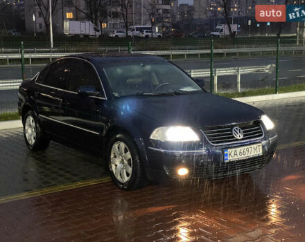 Синий Фольксваген Пассат, объемом двигателя 1.8 л и пробегом 386 тыс. км за 4750 $, фото 1 на Automoto.ua