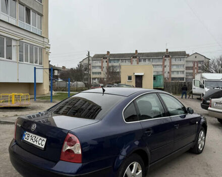 Синий Фольксваген Пассат, объемом двигателя 1.6 л и пробегом 309 тыс. км за 3850 $, фото 5 на Automoto.ua