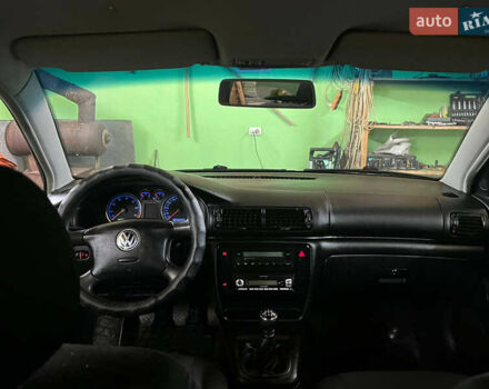 Синий Фольксваген Пассат, объемом двигателя 1.6 л и пробегом 309 тыс. км за 4100 $, фото 38 на Automoto.ua