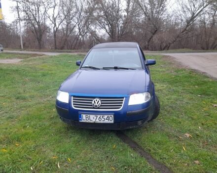 Синий Фольксваген Пассат, объемом двигателя 1.9 л и пробегом 400 тыс. км за 2000 $, фото 4 на Automoto.ua