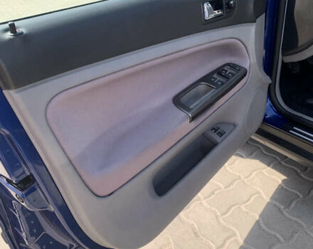 Синій Фольксваген Пассат, об'ємом двигуна 1.6 л та пробігом 252 тис. км за 5500 $, фото 12 на Automoto.ua