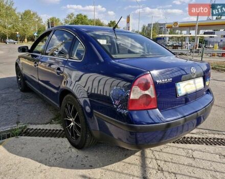 Синий Фольксваген Пассат, объемом двигателя 2 л и пробегом 291 тыс. км за 4199 $, фото 3 на Automoto.ua