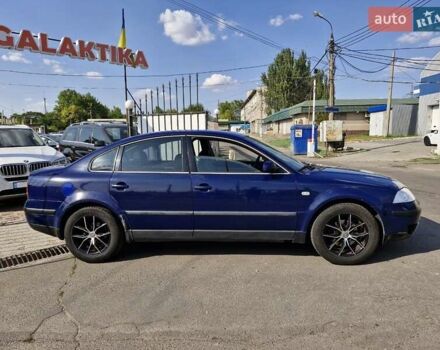 Синий Фольксваген Пассат, объемом двигателя 2 л и пробегом 291 тыс. км за 4199 $, фото 6 на Automoto.ua