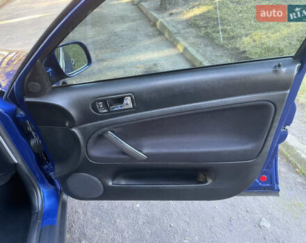 Фольксваген Пассат 2001 у Дубно на Automoto.ua Синій Фольксваген Пассат, об'ємом двигуна 1.6 л та пробігом 197 тис. км за 4600 $, фото 25 на Automoto.ua