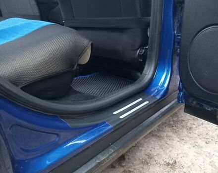 Синий Фольксваген Пассат, объемом двигателя 1.6 л и пробегом 199 тыс. км за 4300 $, фото 10 на Automoto.ua