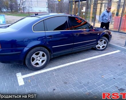 Синій Фольксваген Пассат, об'ємом двигуна 2.5 л та пробігом 380 тис. км за 3800 $, фото 1 на Automoto.ua