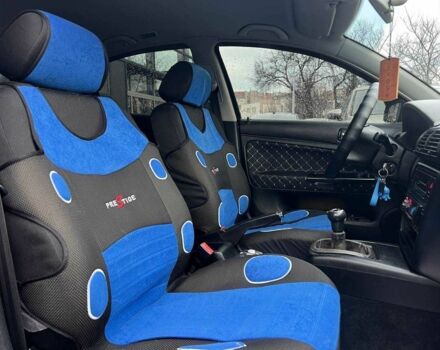 Синий Фольксваген Пассат, объемом двигателя 1.6 л и пробегом 198 тыс. км за 5000 $, фото 14 на Automoto.ua