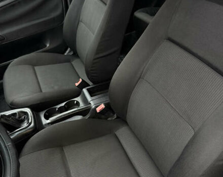 Синий Фольксваген Пассат, объемом двигателя 1.6 л и пробегом 309 тыс. км за 3850 $, фото 17 на Automoto.ua