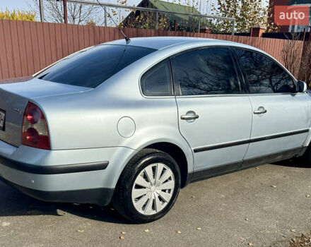 Синий Фольксваген Пассат, объемом двигателя 1.78 л и пробегом 243 тыс. км за 4200 $, фото 4 на Automoto.ua