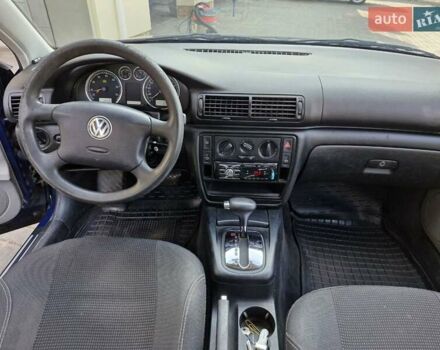 Синий Фольксваген Пассат, объемом двигателя 2 л и пробегом 291 тыс. км за 4199 $, фото 10 на Automoto.ua