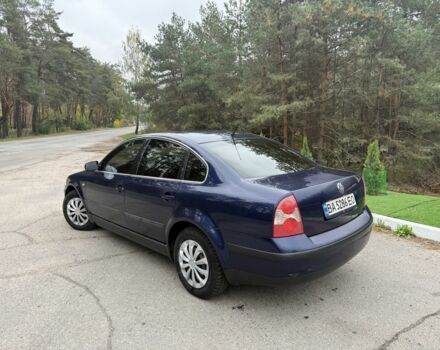 Синий Фольксваген Пассат, объемом двигателя 1.6 л и пробегом 386 тыс. км за 4500 $, фото 2 на Automoto.ua