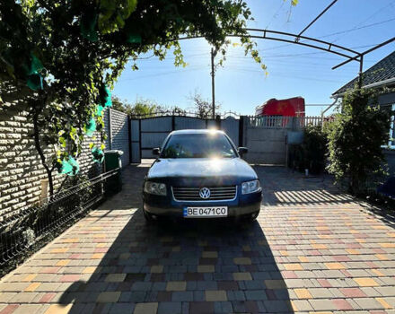 Синий Фольксваген Пассат, объемом двигателя 1.9 л и пробегом 500 тыс. км за 4500 $, фото 1 на Automoto.ua