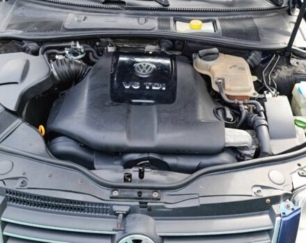 Синий Фольксваген Пассат, объемом двигателя 2.5 л и пробегом 300 тыс. км за 3899 $, фото 3 на Automoto.ua