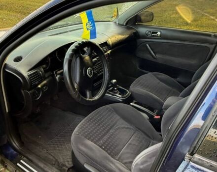 Синий Фольксваген Пассат, объемом двигателя 1.9 л и пробегом 350 тыс. км за 1900 $, фото 5 на Automoto.ua