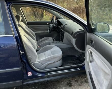 Синій Фольксваген Пассат, об'ємом двигуна 0 л та пробігом 270 тис. км за 2550 $, фото 10 на Automoto.ua