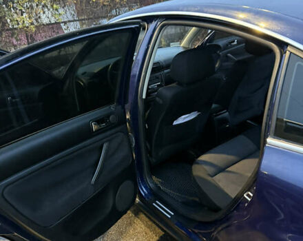 Синий Фольксваген Пассат, объемом двигателя 1.98 л и пробегом 300 тыс. км за 4800 $, фото 18 на Automoto.ua