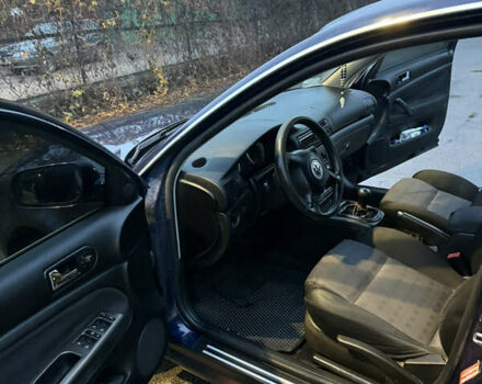 Синий Фольксваген Пассат, объемом двигателя 1.98 л и пробегом 300 тыс. км за 4800 $, фото 19 на Automoto.ua