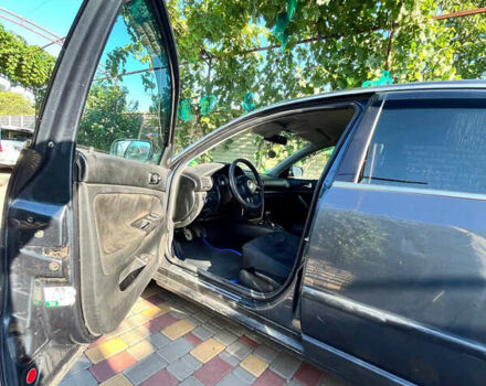 Синий Фольксваген Пассат, объемом двигателя 1.9 л и пробегом 500 тыс. км за 4500 $, фото 5 на Automoto.ua