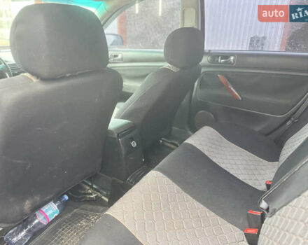 Синий Фольксваген Пассат, объемом двигателя 1.78 л и пробегом 380 тыс. км за 3199 $, фото 8 на Automoto.ua