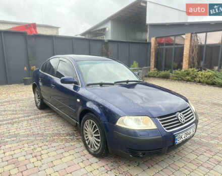 Синий Фольксваген Пассат, объемом двигателя 1.78 л и пробегом 380 тыс. км за 3199 $, фото 1 на Automoto.ua