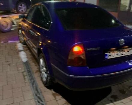 Синий Фольксваген Пассат, объемом двигателя 1.8 л и пробегом 330 тыс. км за 3200 $, фото 1 на Automoto.ua