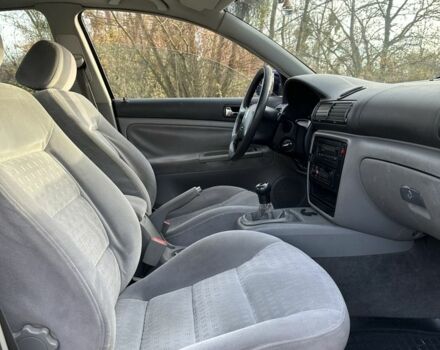 Синій Фольксваген Пассат, об'ємом двигуна 0 л та пробігом 270 тис. км за 2499 $, фото 11 на Automoto.ua