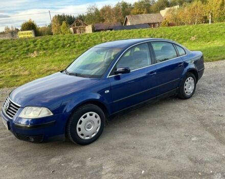 Синий Фольксваген Пассат, объемом двигателя 1.9 л и пробегом 320 тыс. км за 1300 $, фото 3 на Automoto.ua