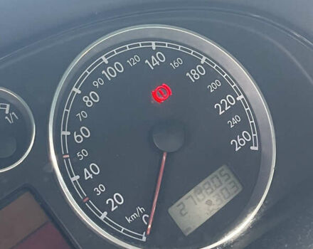 Синий Фольксваген Пассат, объемом двигателя 2.5 л и пробегом 270 тыс. км за 4200 $, фото 12 на Automoto.ua