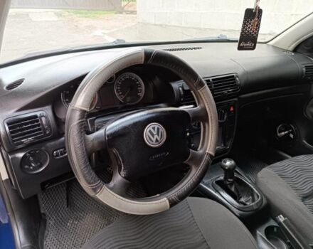 Синій Фольксваген Пассат, об'ємом двигуна 2 л та пробігом 280 тис. км за 4000 $, фото 10 на Automoto.ua