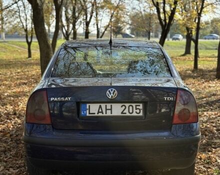 Синий Фольксваген Пассат, объемом двигателя 0 л и пробегом 300 тыс. км за 2700 $, фото 3 на Automoto.ua