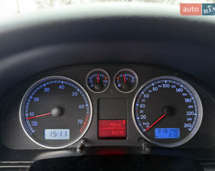 Синий Фольксваген Пассат, объемом двигателя 2 л и пробегом 316 тыс. км за 4450 $, фото 15 на Automoto.ua