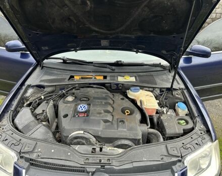 Синий Фольксваген Пассат, объемом двигателя 1.9 л и пробегом 430 тыс. км за 3000 $, фото 6 на Automoto.ua